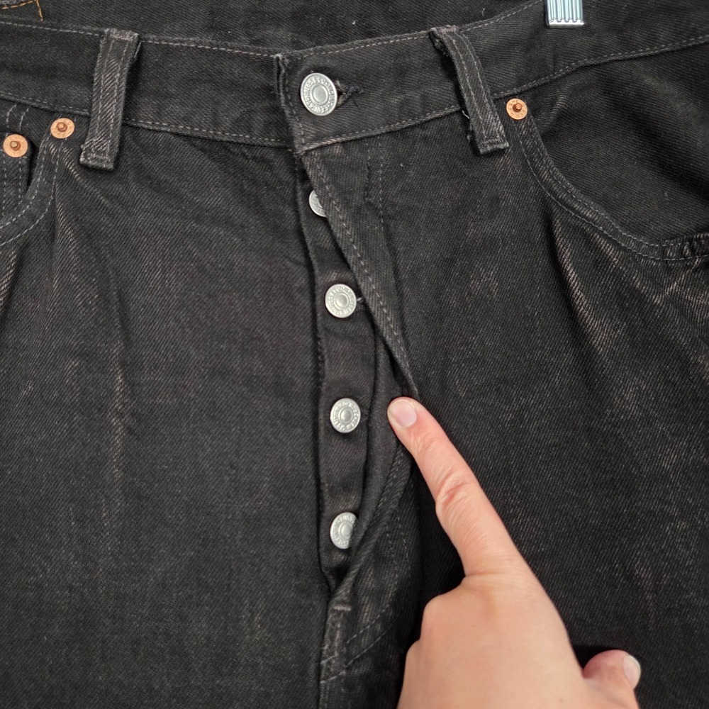 1996 Vintage USA Levi's Men 35" x 34" 501 Original Fit Button Fly Jeans Black - Picture 4 of 7